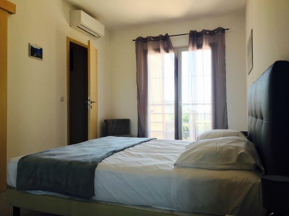 Casale A Figa Bianca Apartment Patrimonio Luaran gambar